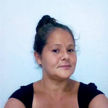 Babysitter in Isidro Casanova: María