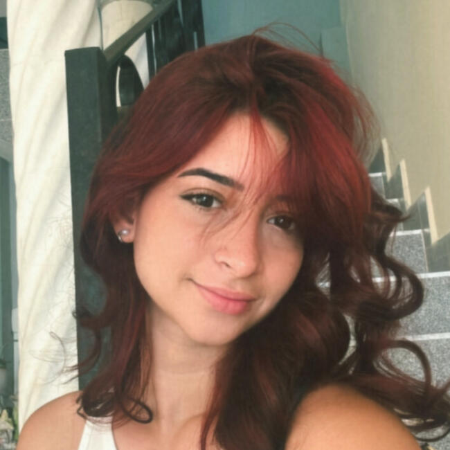 Babysitter in Cullera: Cynthia