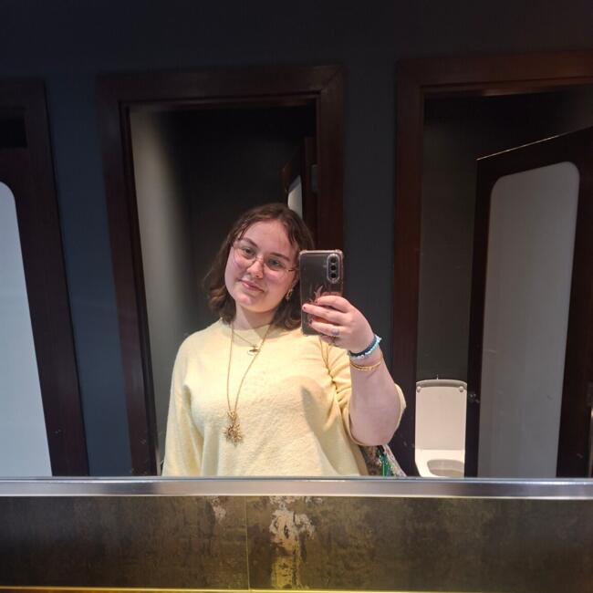 Babysitter in Ghent: Joline