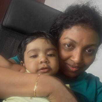 Babysitting job in Pannipitiya: babysitting job Thilani