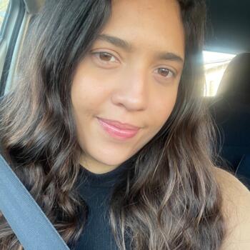 Babá em Campo Grande: Isadora