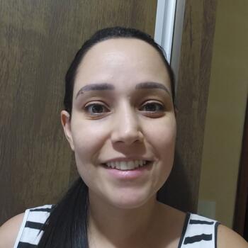 Babá Brasília: Ingrid