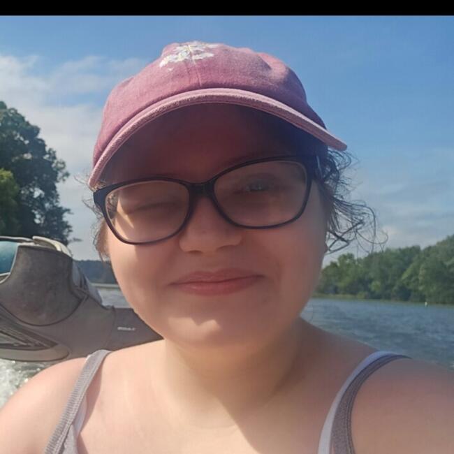 Babysitter in Louisville: Bella