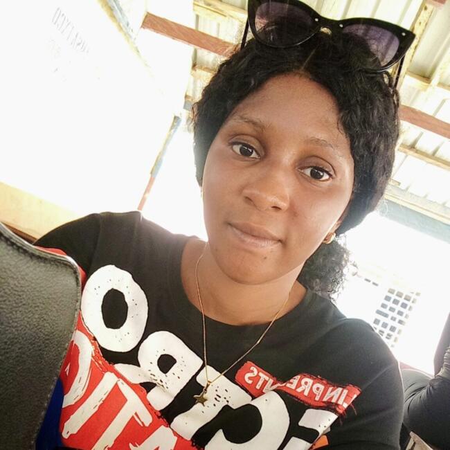 Babysitter in Orléans: Ademefun