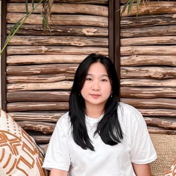 Babysitter di Kota Bogor: Stephanie