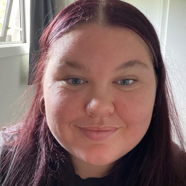 Babysitter in Helensville: Chloe