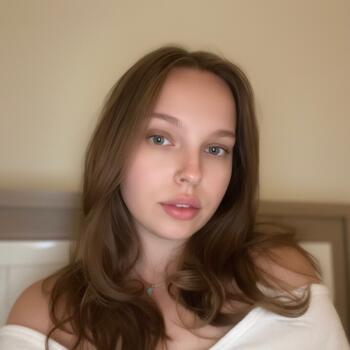 Nanny London: Yana