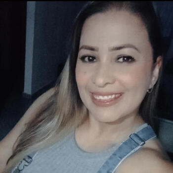 Babysitter in Los Guayos: Yheizzy