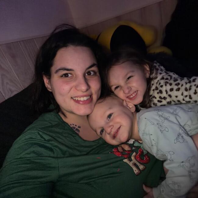 Babysitter in Ath: Dunya