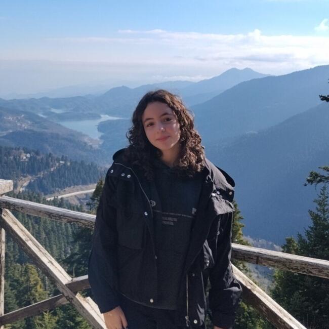 Babysitter στην περιοχή Ιωάννινα: Χριστίνα