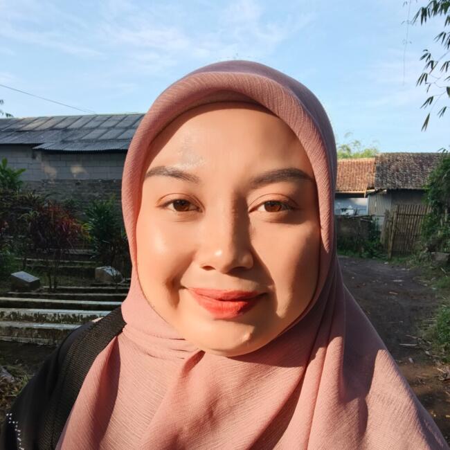 Babysitter in Bandung: Sonia Suci