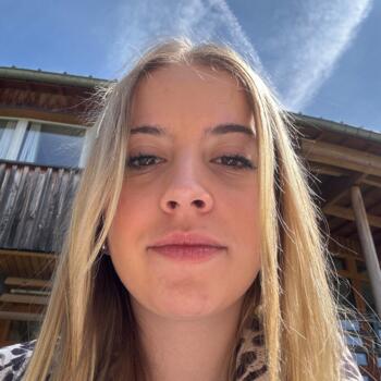Babysitter in Aurec-sur-Loire: Emmy