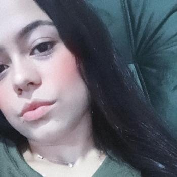 Babá em Fortaleza: Jeane