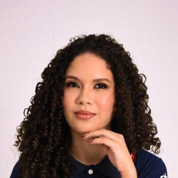 Babysitter in João Pessoa: Bia