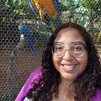 Babá Guarujá: Monike