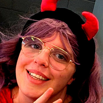 Babysitter Brampton: Maddie