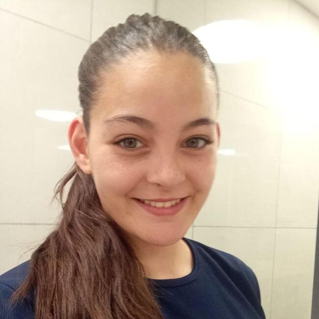 Babysitter in Colonia Avellaneda: Priscila