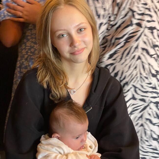 Babysitter in High Wycombe: Angel