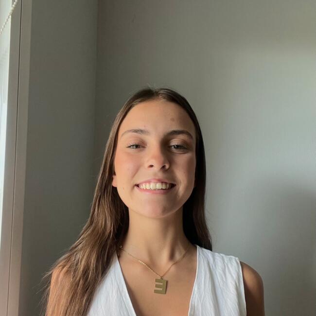 Babysitter in Castelldefels: Elena