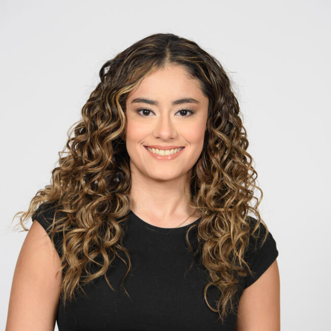 Babysitter in Torrance: Angie