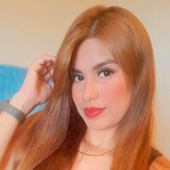 Trabalho de babysitting em Funchal: Trabalho de babysitting Carliany mambell