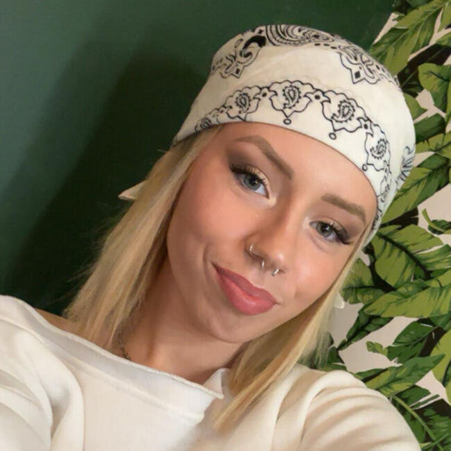 Babysitter in Christchurch: Haley