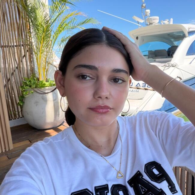 Babysitter in Cancún: Alana