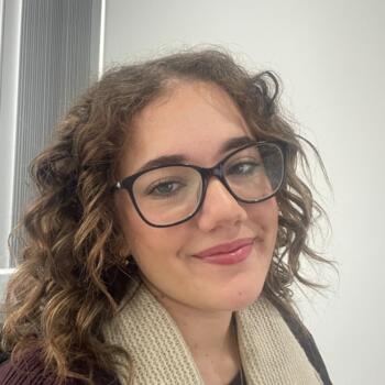 Babysitter in Sydney: Sara