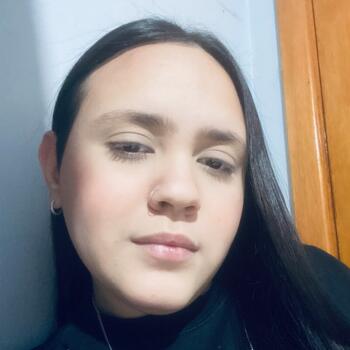 Babysitter in Gramado: DARLLIANE