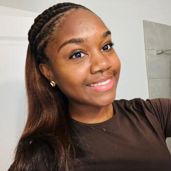 Babysitter in Olive Branch (Mississippi): London