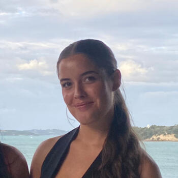 Babysitter in Auckland: Chantelle