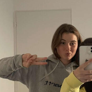 Babysitter in La Flèche: Jade