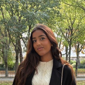 Babysitter in Asnières-sur-Seine: Sakina