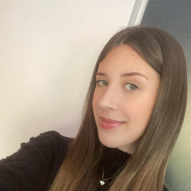 Babysitter in Gandia: Júlia