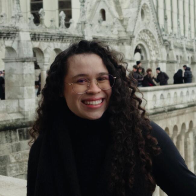 Babá em Paulista: Bianca larissa