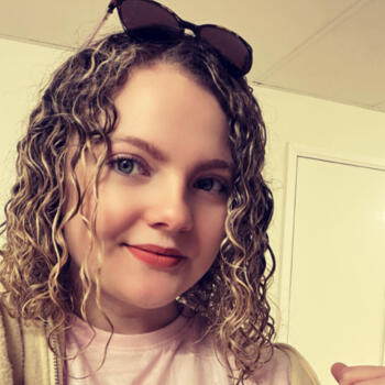 Babysitter in Peillac: Maelis