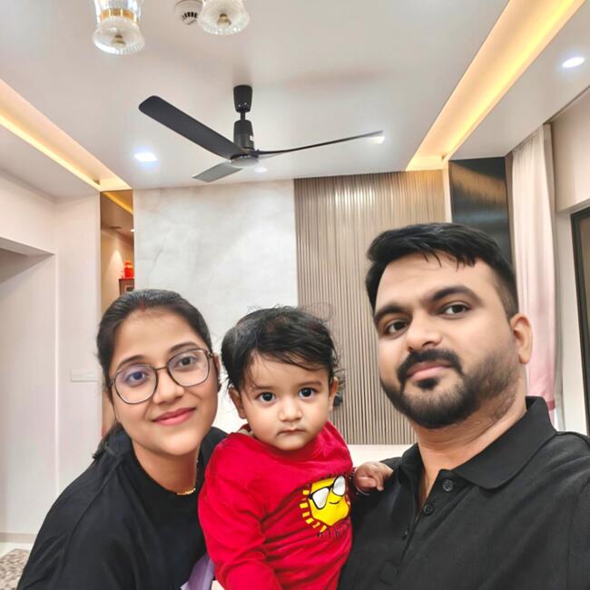 पुणे में बेबीसिटिंग की नौकरी: Amit