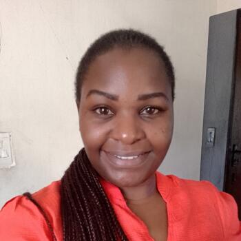 Babysitter in Johannesburg South: Yollanda