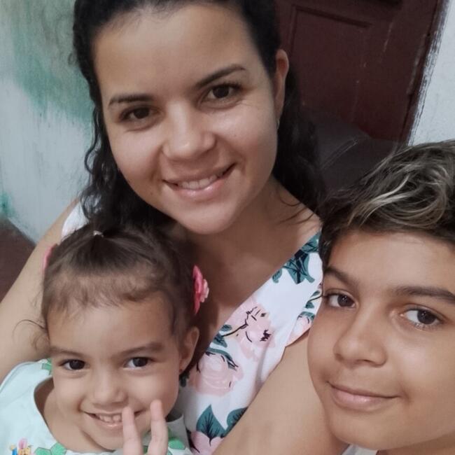 Babysitting job in Puxinanã: Suenia