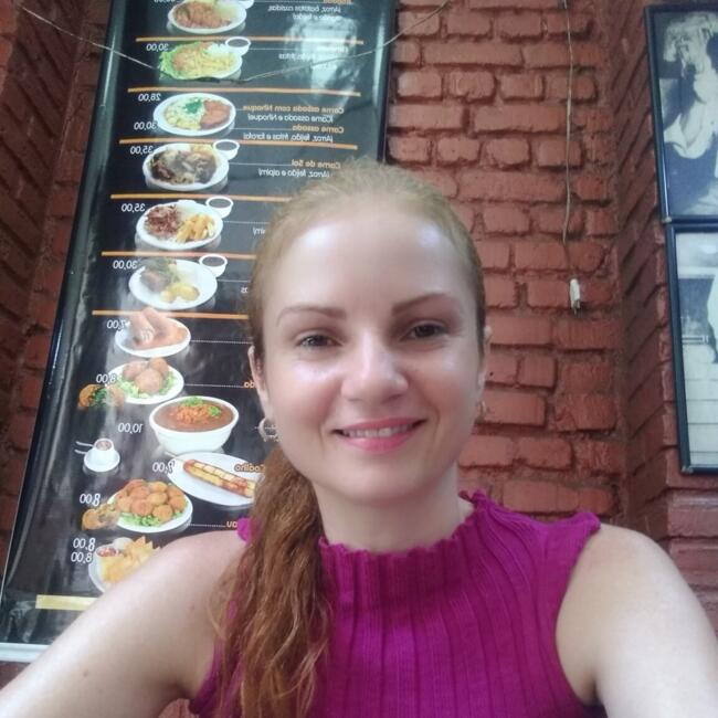 Babysitter in Nova Iguaçu: Luisa