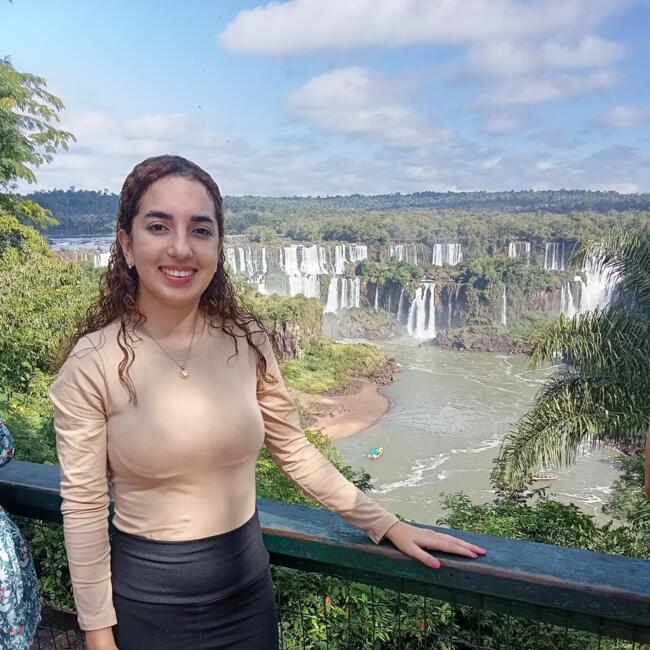Babá em Guarapuava: Maria Rita Fernandes