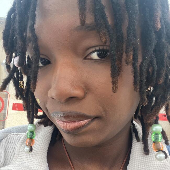 Baby-sitter in Orléans: Yvanelle