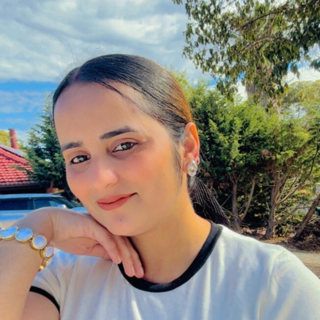 Babysitter in Adelaide: Jasvinder