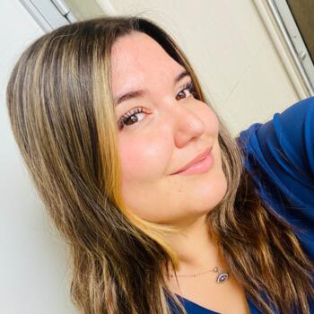 Niñera en Maipú: Alexandra ata