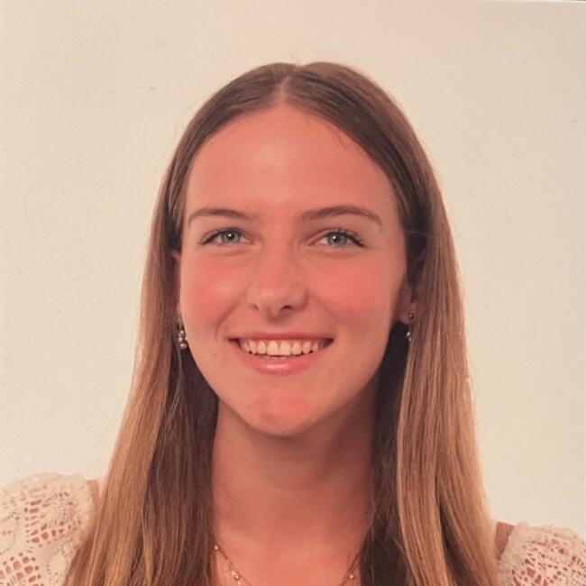 Oppas in Veldhoven: Naomi