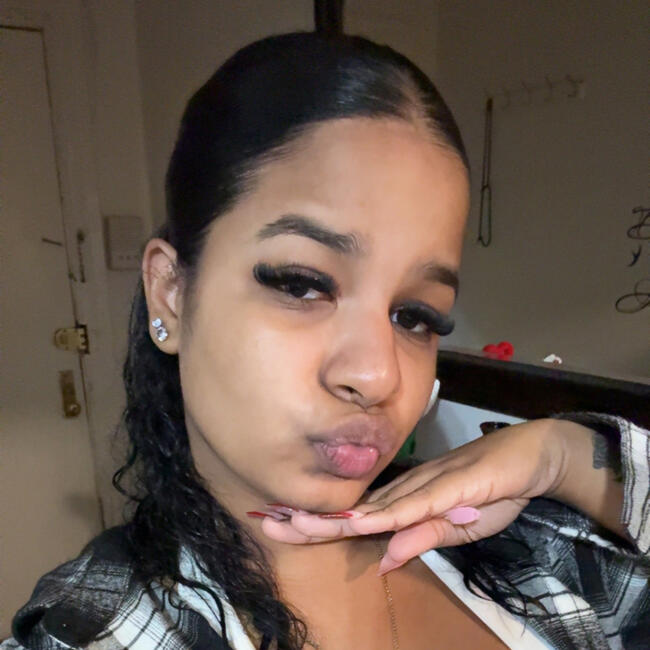 Babysitter in The Bronx: Elianny