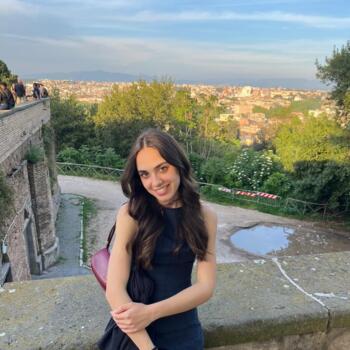 Babysitter in Rome: Greta