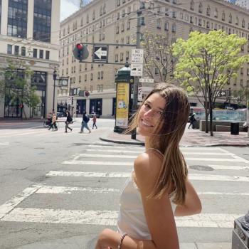 Babysitter in Los Angeles: Brooklyn