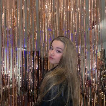 Oppas in Veenendaal: Julia