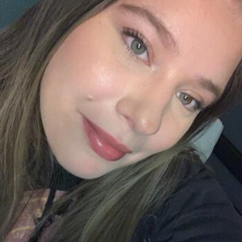 Babysitter in Medicine Hat: Kianna